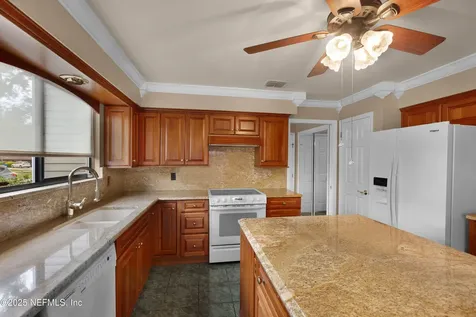 1951 Raley Creek Drive W Jacksonville FL 32225