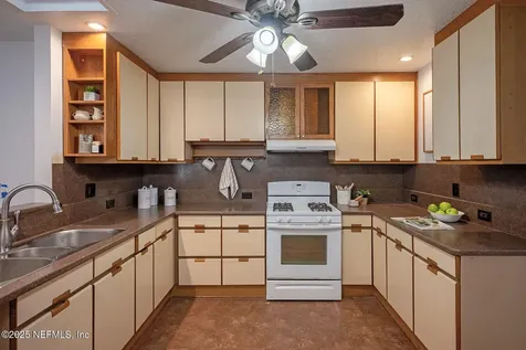 872 Alcala Drive St. Augustine FL 32086