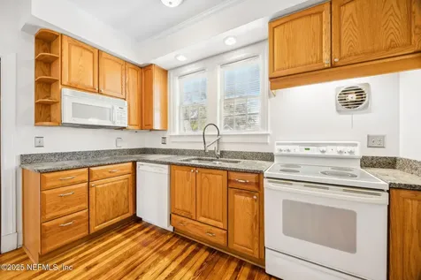1629 Belmonte Avenue Jacksonville FL 32207