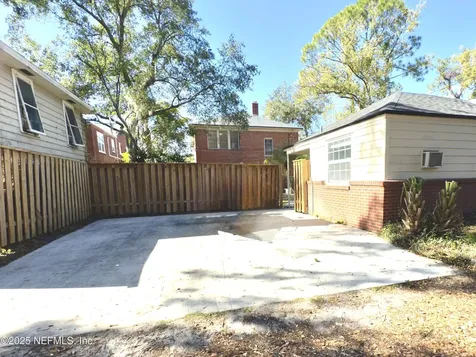 1629 Belmonte Avenue Jacksonville FL 32207