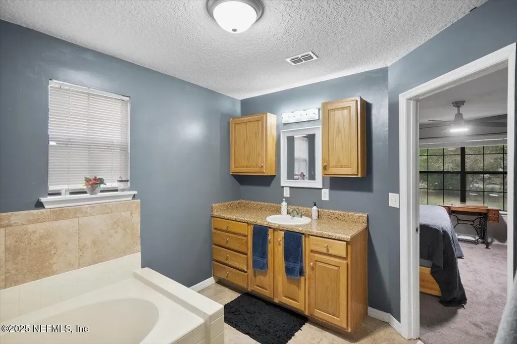 54207 Bea Road Callahan FL 32011