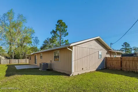 301 N Highland Avenue Green Cove Springs FL 32043