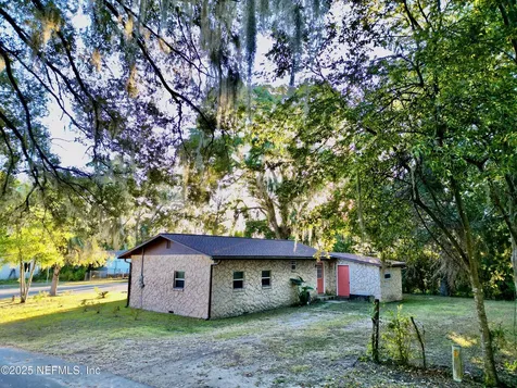18713 Charlotte Avenue Brooker FL 32622
