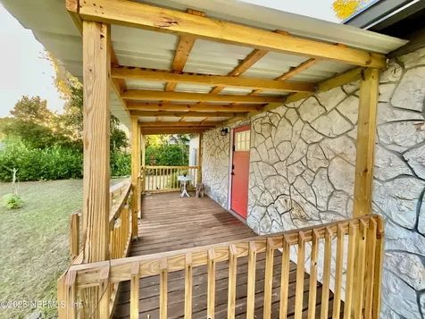18713 Charlotte Avenue Brooker FL 32622