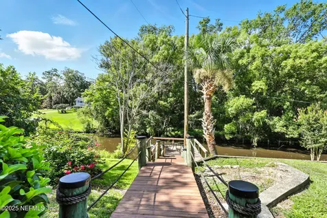 4836 Atlantic Boulevard Jacksonville FL 32207
