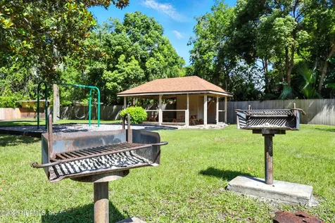 4836 Atlantic Boulevard Jacksonville FL 32207