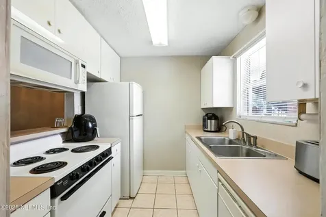 4836 Atlantic Boulevard Jacksonville FL 32207