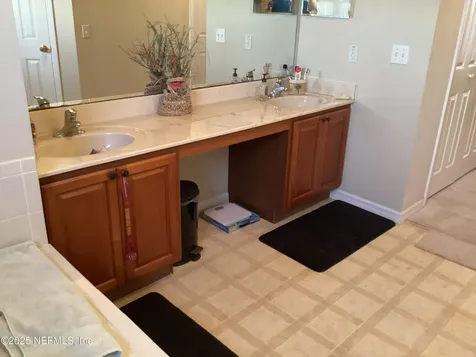 355 Aldershot Court Kissimmee FL 34758