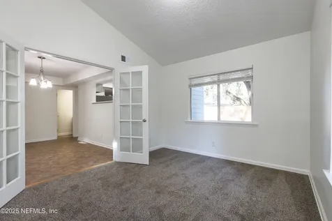 7265 Oakwood Drive Jacksonville FL 32211