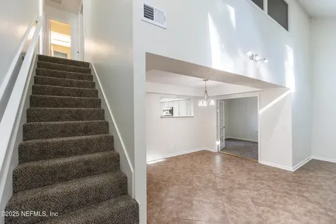 7265 Oakwood Drive Jacksonville FL 32211