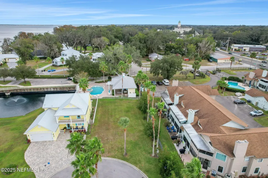 117 Yacht Club Point Green Cove Springs FL 32043