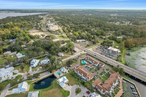 117 Yacht Club Point Green Cove Springs FL 32043