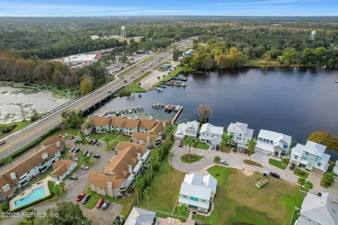 117 Yacht Club Point Green Cove Springs FL 32043