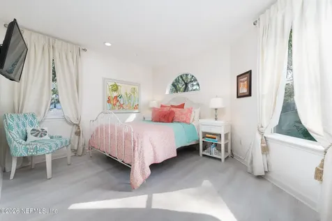 2280 Oak Forest Drive Jacksonville Beach FL 32250
