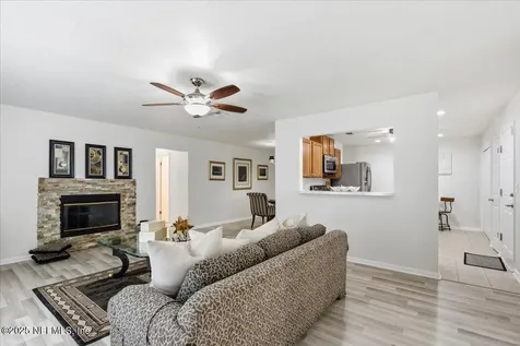 4132 Stillwood Drive Jacksonville FL 32257
