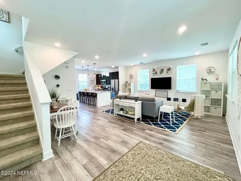 303 E 3rd Street Jacksonville FL 32206