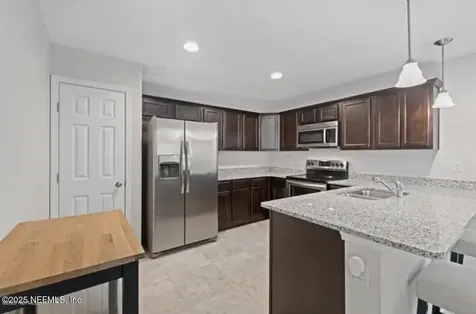 8213 Highfield Avenue Jacksonville FL 32216