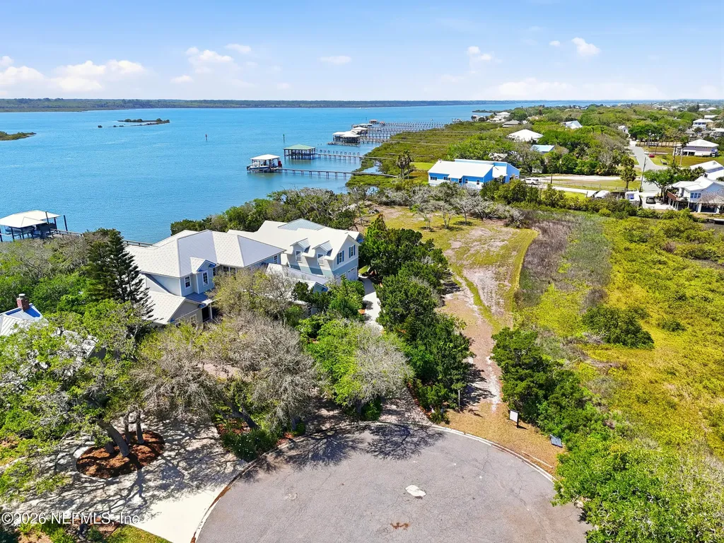 225 N La Crescenta Drive St. Augustine FL 32080