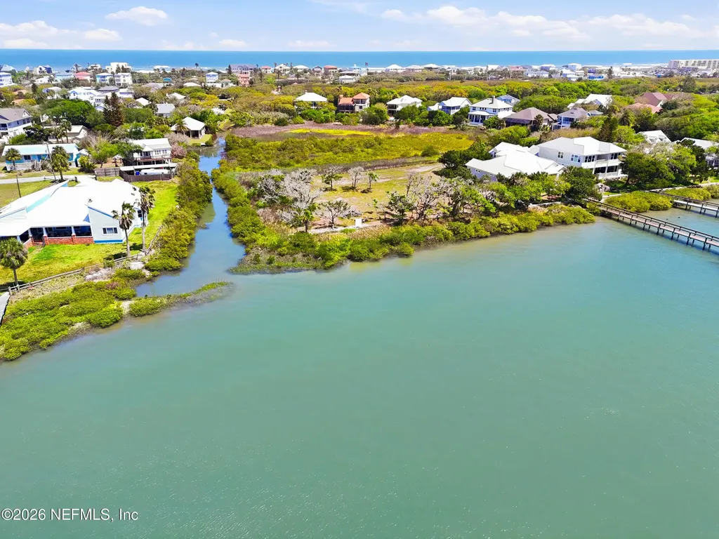 225 N La Crescenta Drive St. Augustine FL 32080