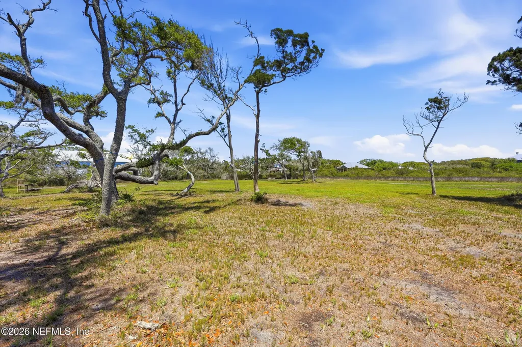 225 N La Crescenta Drive St. Augustine FL 32080
