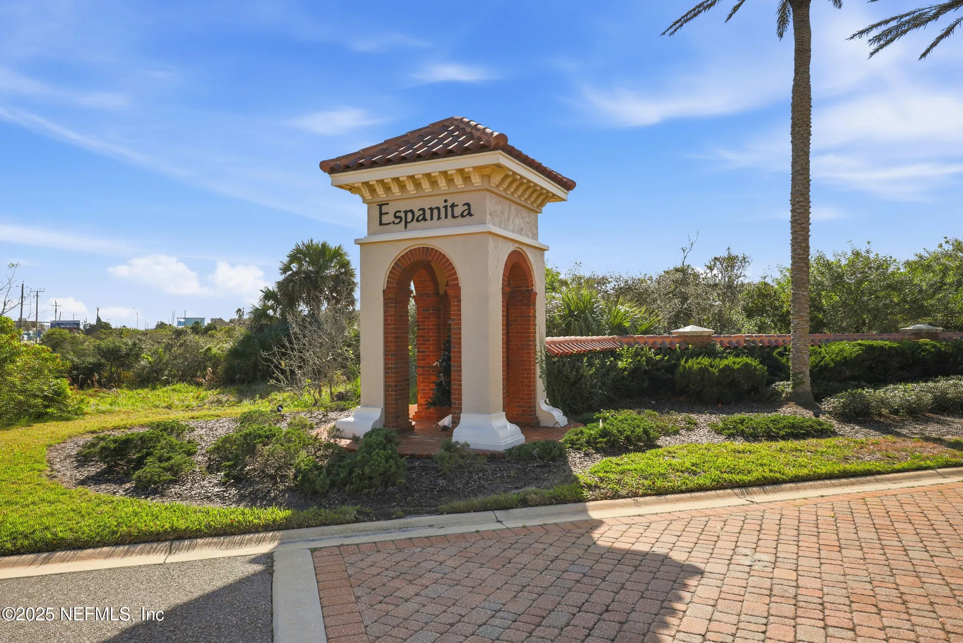 225 N La Crescenta Drive St. Augustine FL 32080