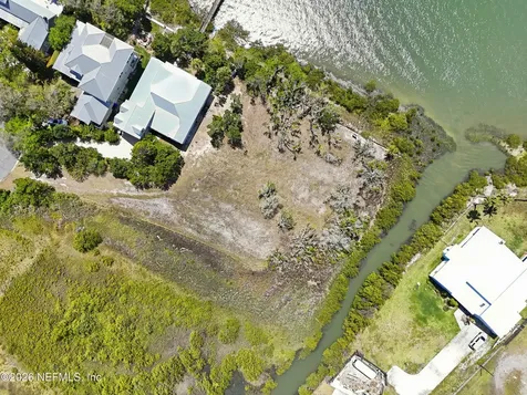 225 N La Crescenta Drive St. Augustine FL 32080