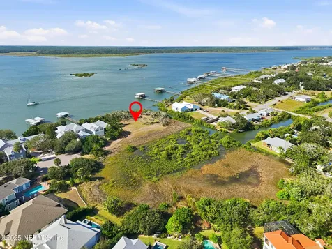 225 N La Crescenta Drive St. Augustine FL 32080