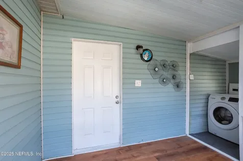 200 1st Avenue Welaka FL 32193