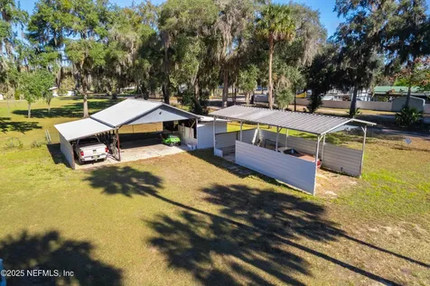 200 1st Avenue Welaka FL 32193