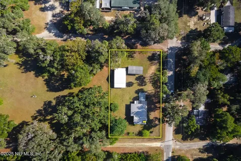 200 1st Avenue Welaka FL 32193