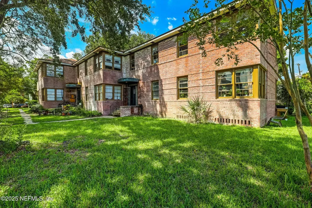 2746 Vernon Terrace Jacksonville FL 32205