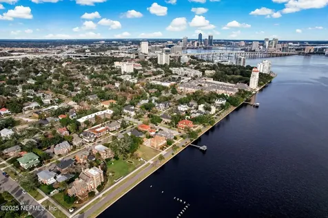 2746 Vernon Terrace Jacksonville FL 32205