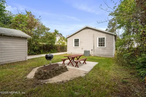 4750 Attleboro Street Jacksonville FL 32205