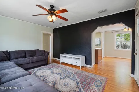 4750 Attleboro Street Jacksonville FL 32205