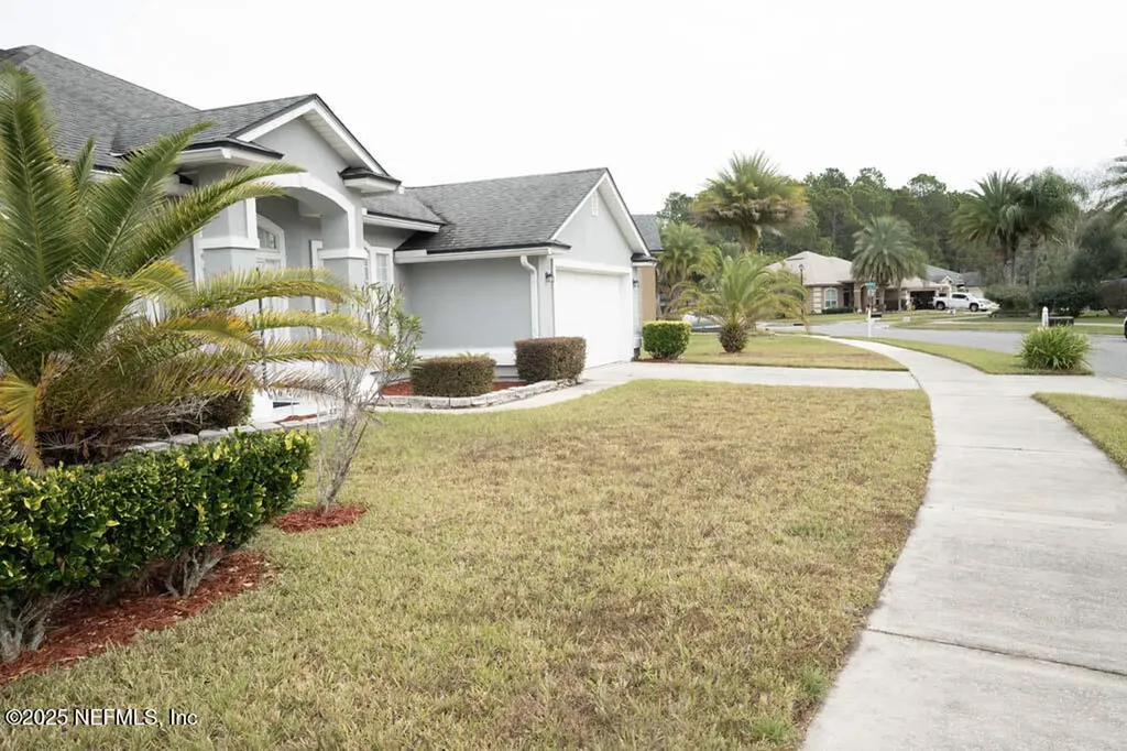 9533 Adelaide Drive Jacksonville FL 32244
