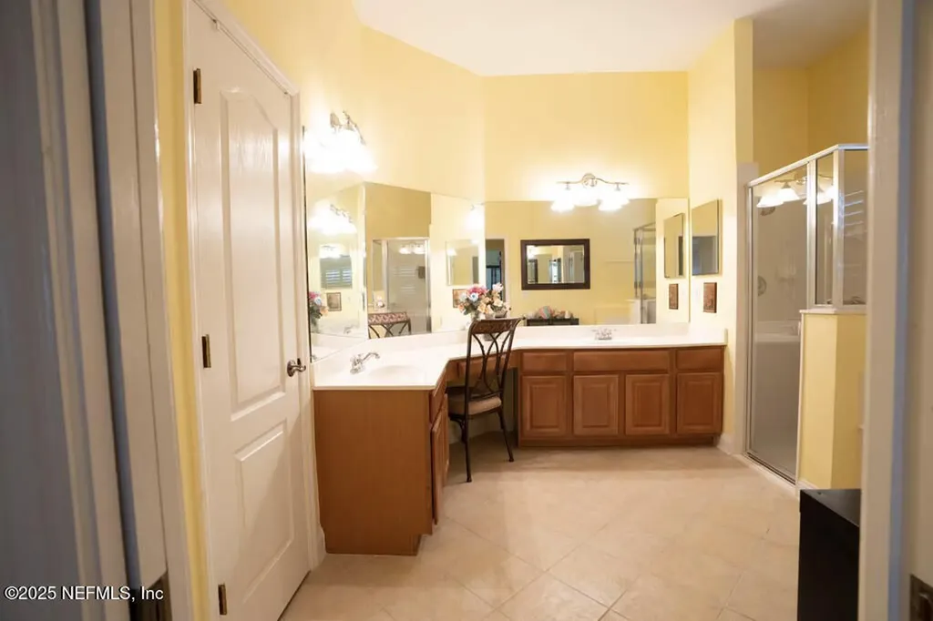 9533 Adelaide Drive Jacksonville FL 32244