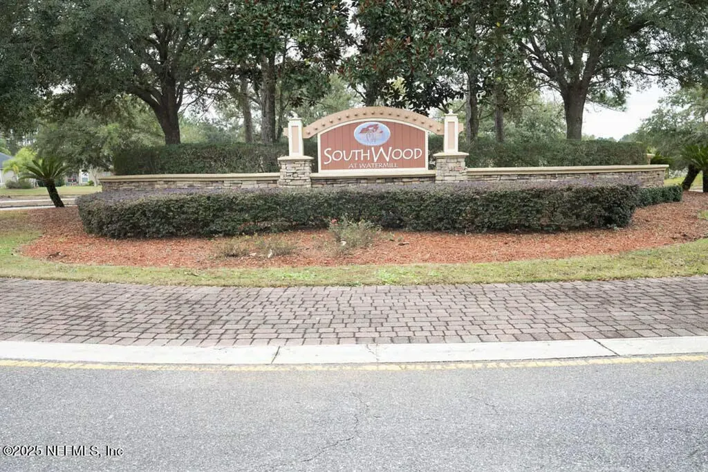 9533 Adelaide Drive Jacksonville FL 32244