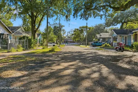 584 Broward Street Jacksonville FL 32204