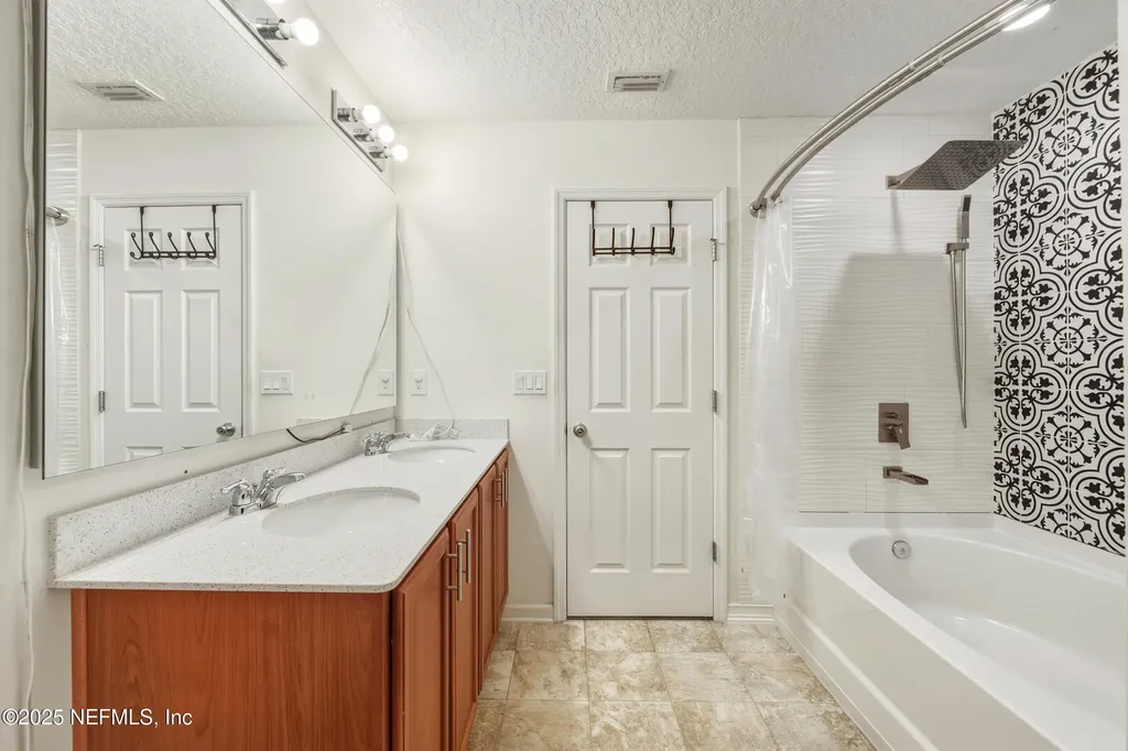 7525 Sunnydale Lane Jacksonville FL 32256
