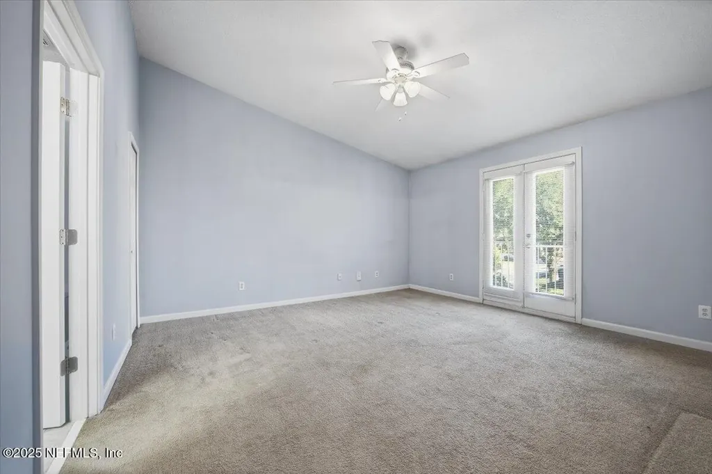 13715 Richmond Park Drive N Jacksonville FL 32224