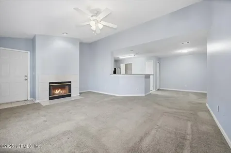 13715 Richmond Park Drive N Jacksonville FL 32224
