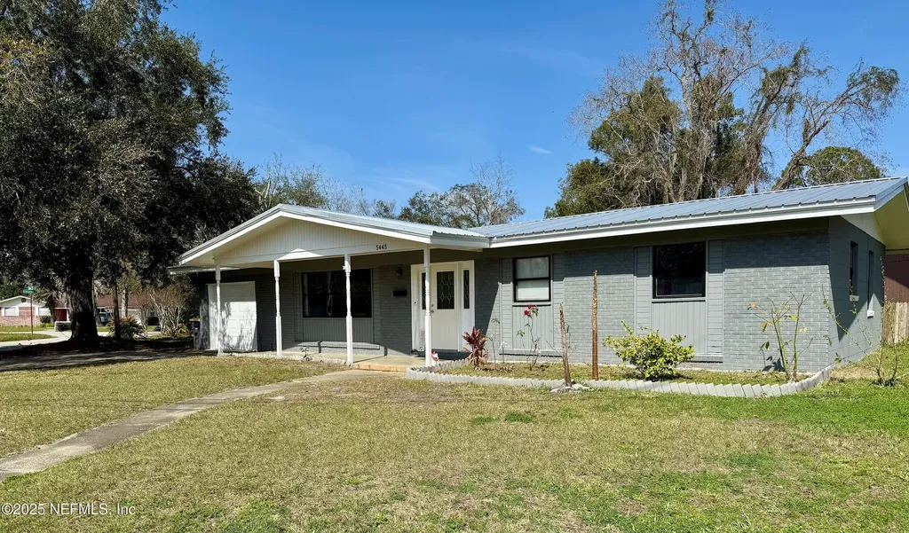 5445 Glorianne Drive Jacksonville FL 32207