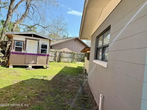 5445 Glorianne Drive Jacksonville FL 32207