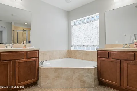 2039 Patriot Walk Drive Jacksonville FL 32221