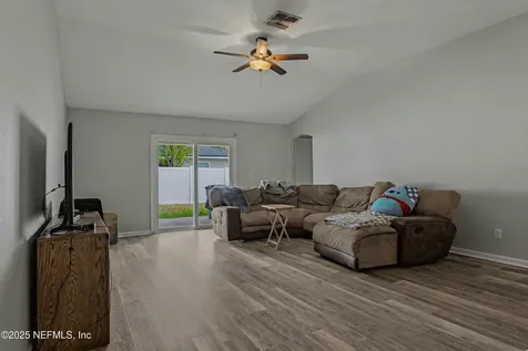 2039 Patriot Walk Drive Jacksonville FL 32221