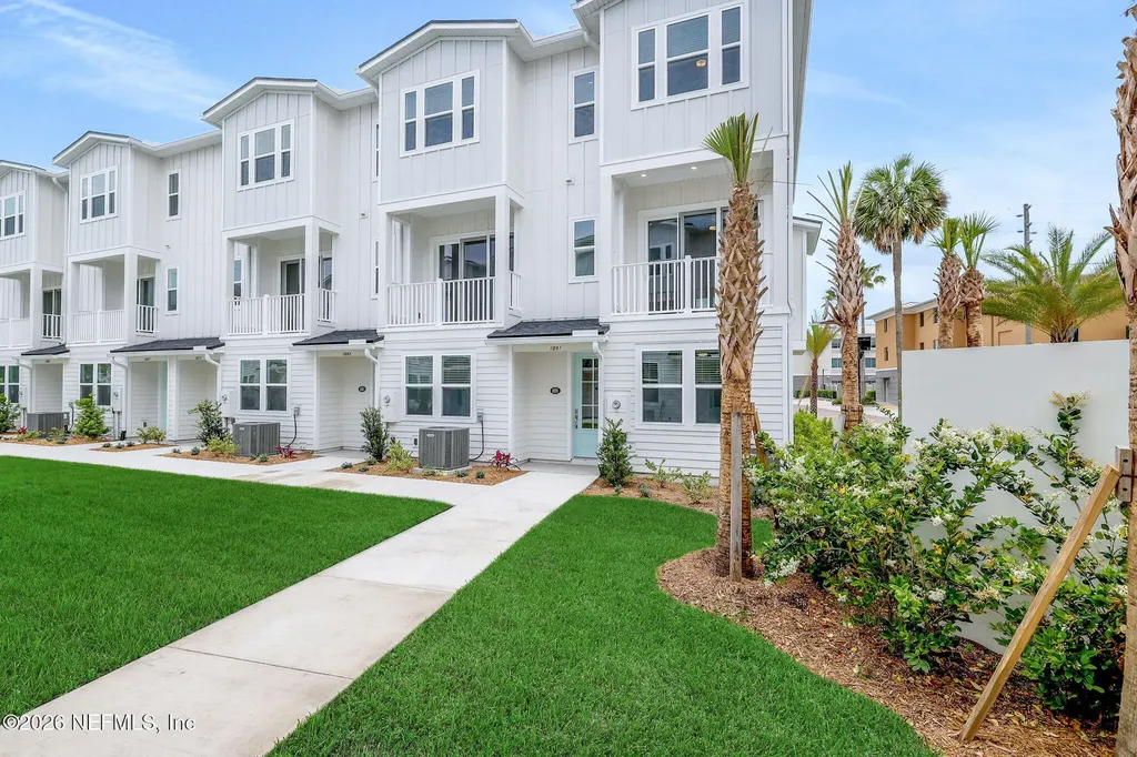 1091 1st Avenue N Jacksonville Beach FL 32250