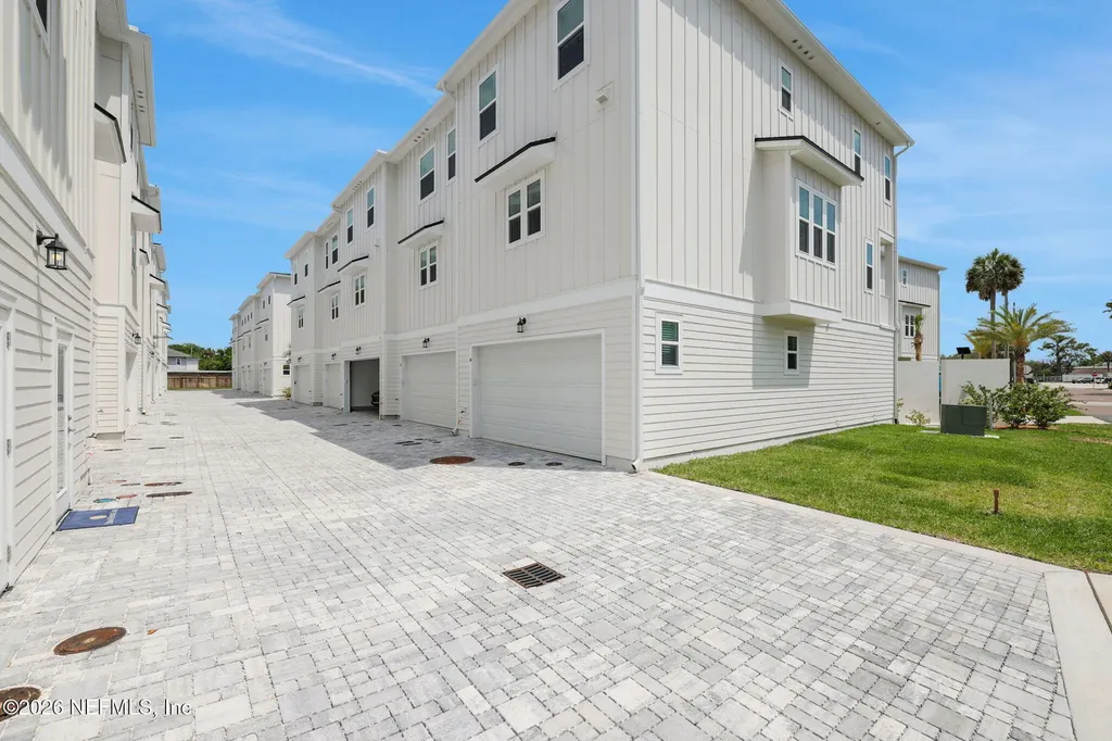 22 N Beach Way Jacksonville Beach FL 32250