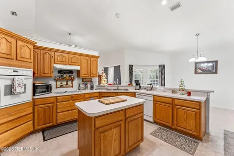 618 NW Emerald Lakes Drive Lake City FL 32055