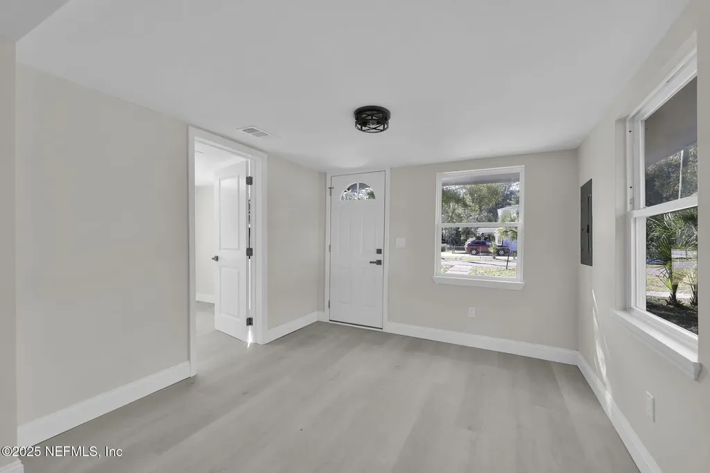 5807 Castellano Avenue Jacksonville FL 32208