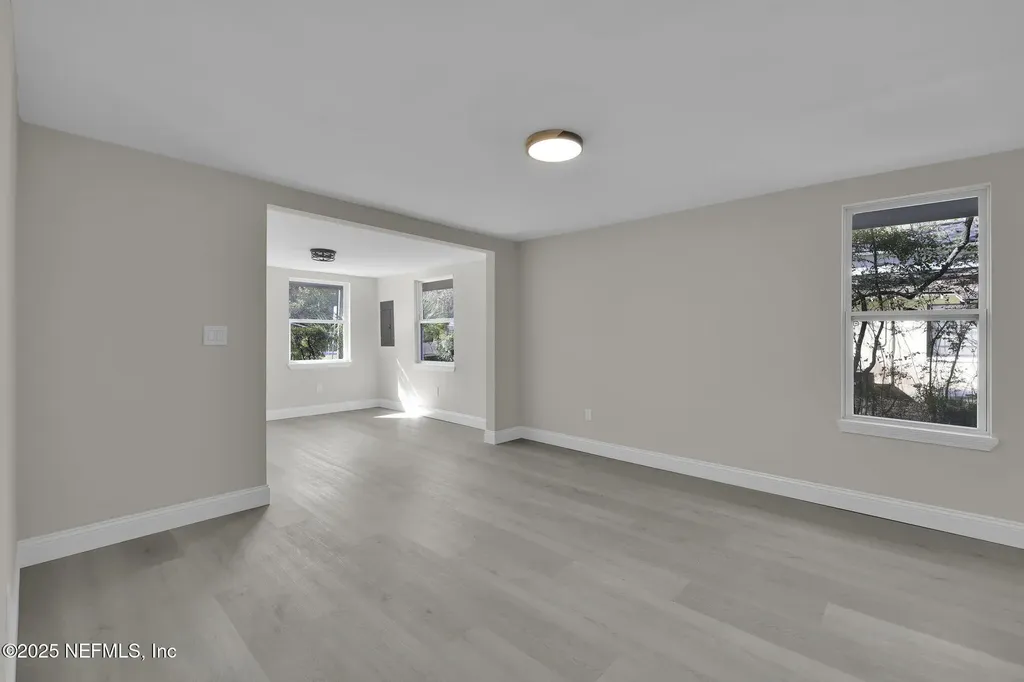 5807 Castellano Avenue Jacksonville FL 32208